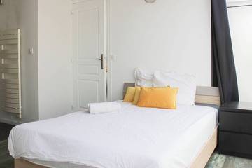 Appartement De Vacances pour 8 Personnes dans Colombes, Hauts-de-Seine, Photo 2