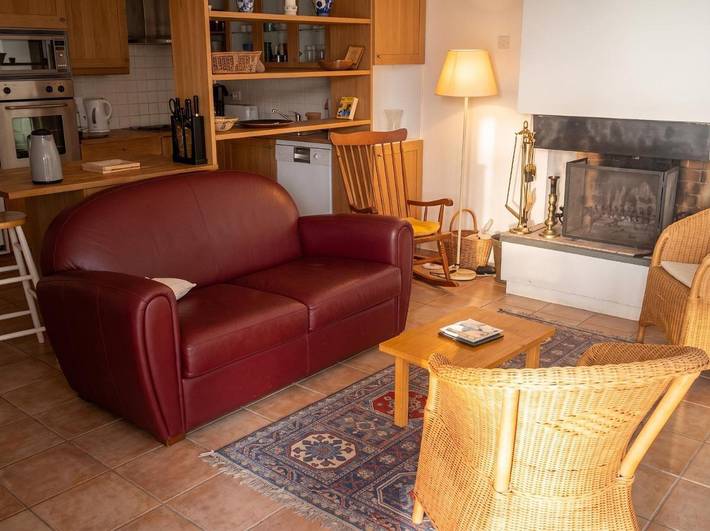 Gîte pour 6 personnes, avec vue sur le lac ainsi que piscine et jardin, animaux acceptés à Eygaliers - 3