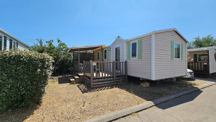 Bungalow Vic-la-Gardiole 26 m² avec piscine in Vic-la-Gardiole, Côte méditerranéenne (France)