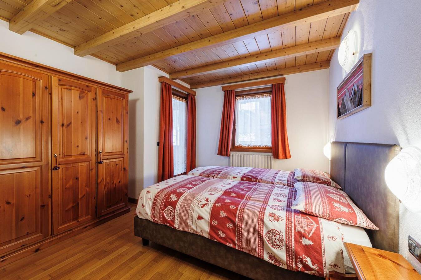 Apartamento entero, Apartamento 'Gerry House' con vistas a la montaña, balcón y Wi-Fi in Livigno (Town), Livigno