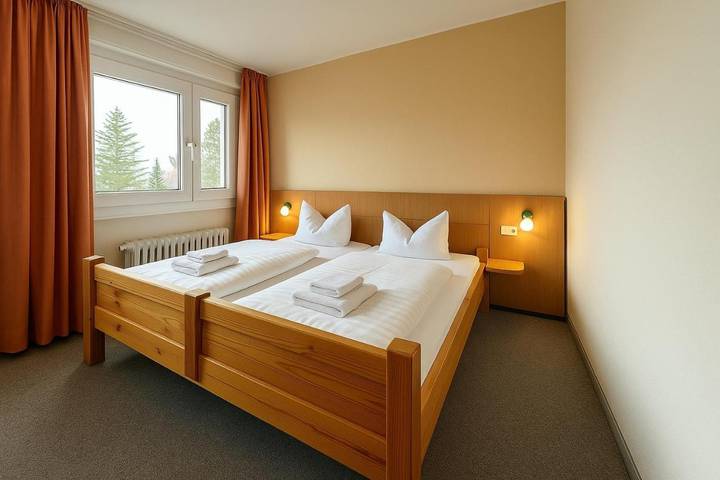 Hotel, mit Terrasse und Garten in Schirgiswalde-Kirschau