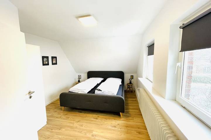 Ferienhaus für 14 Personen, mit Garten und Terrasse in Wilhelmshaven - 3