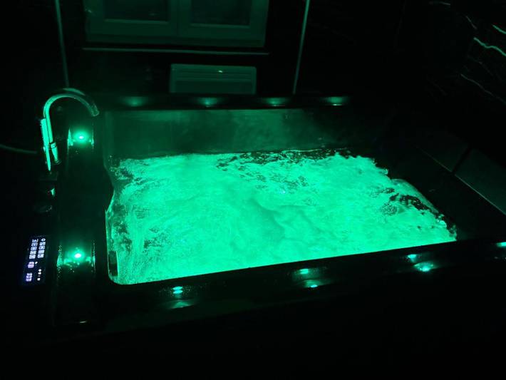 Appartement de vacances pour 2 personnes, avec vue et piscine, animaux acceptés