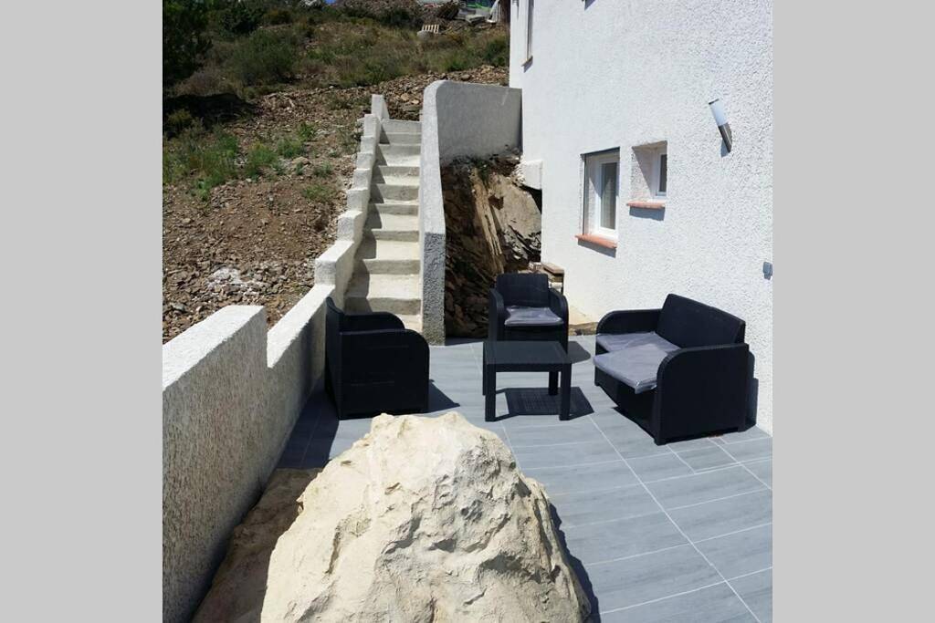 Villa standing vue mer 180° clim.pisc. in La Côte Vermeille, Cerbère
