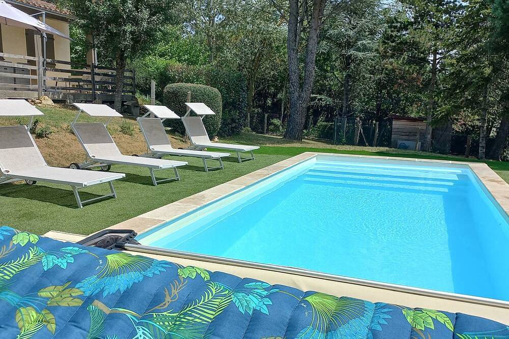 Autonomy and comfort for this beautifully renovated home in the Lauragais region of France in Carcassonne region