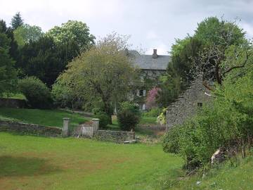 Chambre d’hôte pour 2 personnes, avec jardin en Corrèze