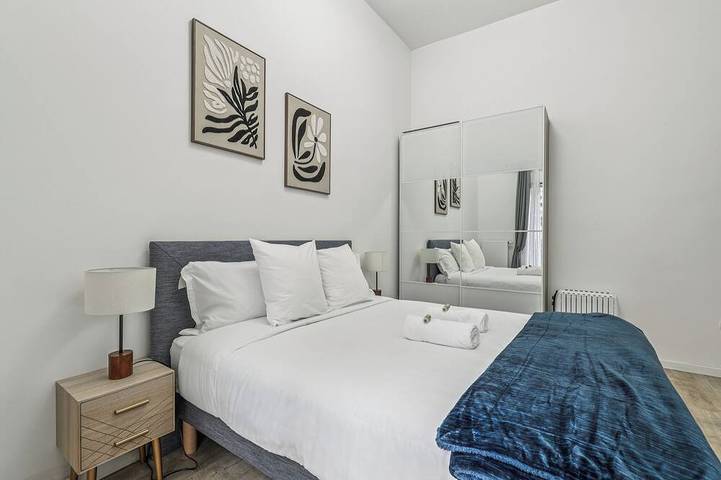 Apartamento entero, 3-bedroom apartment in welcoming Bobigny with Wifi in Bobigny, Sena-Saint Denis