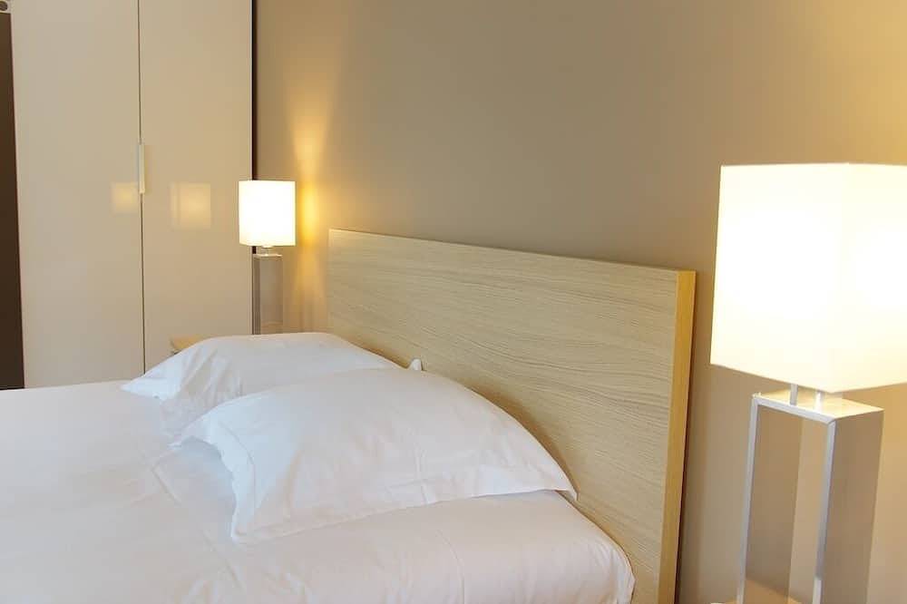 Appartement entier, Château - Vaste appartement 175 m2 avec 4 chambres et terrasse in Bordeaux, Région de Bordeaux