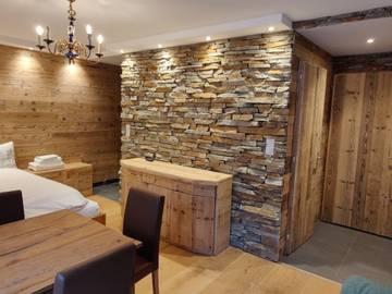 Gîte pour 2 personnes, avec balcon à Loèche-les-Bains