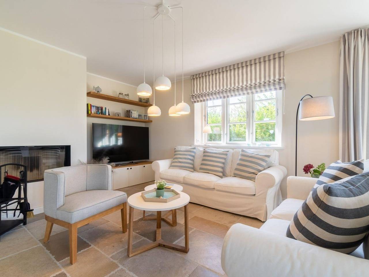 Haus Deichblick 1 - "Entdecken Sie Luxus und Entspannung in der Ferienwohnung Haus Deichblick!" in Dunsum, Föhr