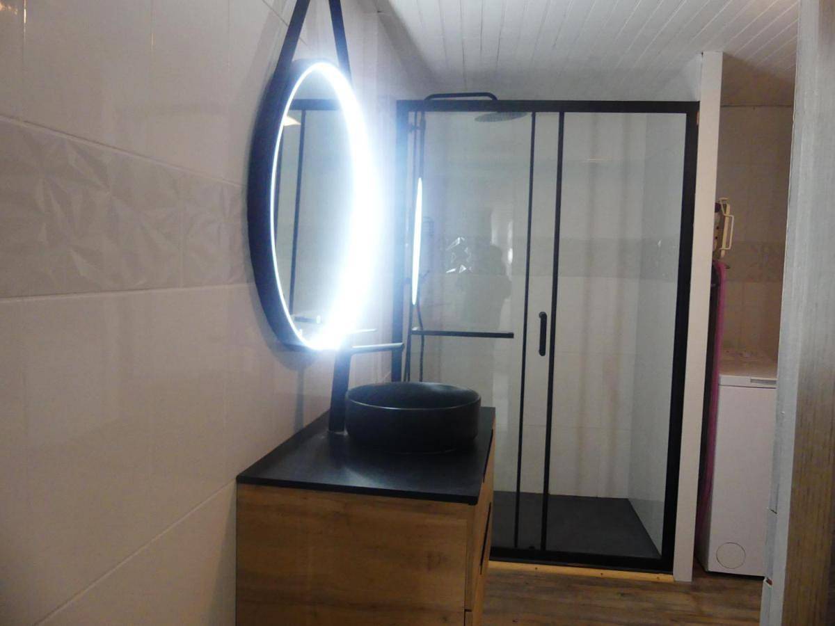 Appartement entier, Le Pierrot in Genestelle, Parc naturel régional des Monts d'Ardèche