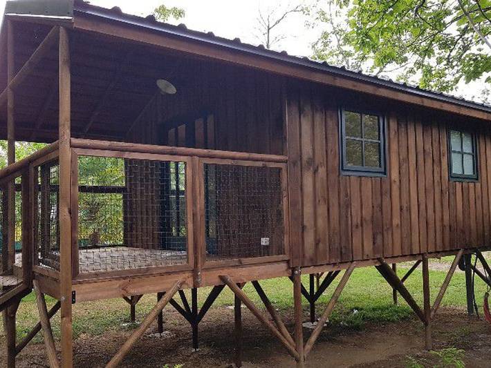 Camping pour 2 personnes, avec terrasse et piscine dans le Lot-et-Garonne