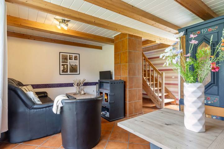Ferienwohnung für 5 Personen, mit Terrasse und Garten in Westermarkelsdorf