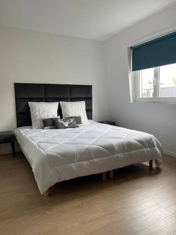 Gîte pour 6 personnes, avec terrasse à Lésigny