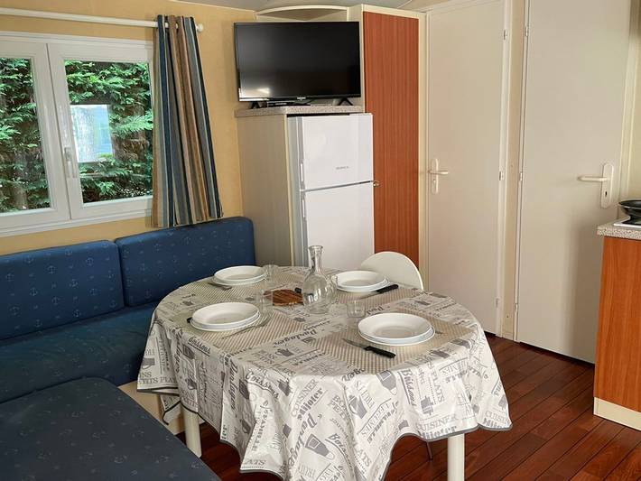 Camping pour 4 personnes, avec terrasse à Saint-Pierre-d'Oléron - 4