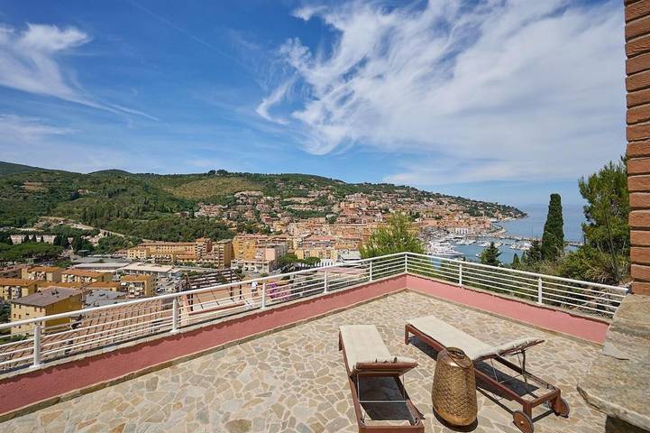 Villa per 6 persone, con Balcone e Terrazza nonché Giardino e Panorama a Porto Santo Stefano
