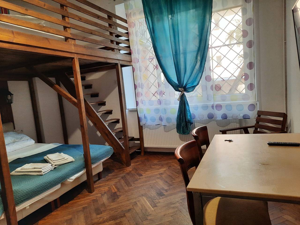 Family for 5 guests (Cracow Old Town) in Cracóvia, Pequena Polônia