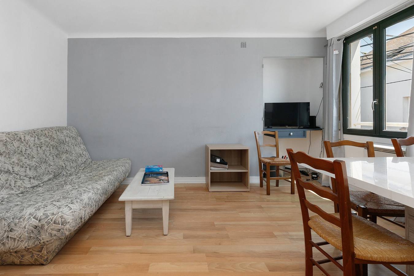 Appartement entier, Houat - Appartement 4 personnes avec terrasse partagée et Wi-Fi in Le Croisic, Côte d'Amour
