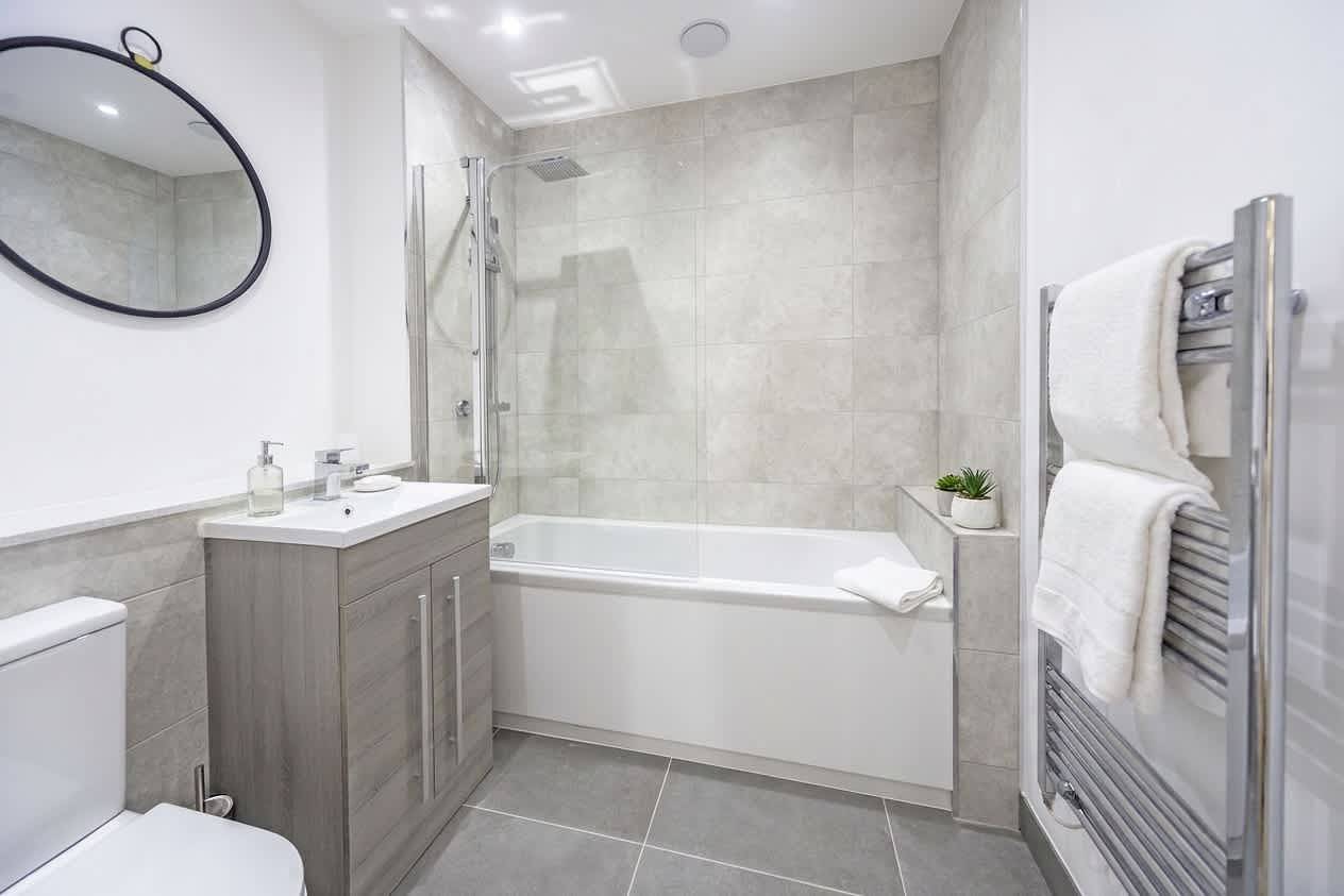 Apartamento entero, Central 2Br Ashford Flat with Fast Wi-Fi & Parking in Ashford, Región de Ashford