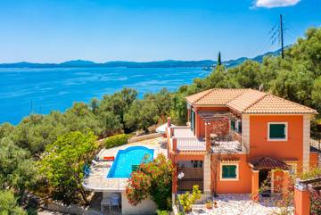 Villa for 6 People in Nissaki, Corfu, Photo 2