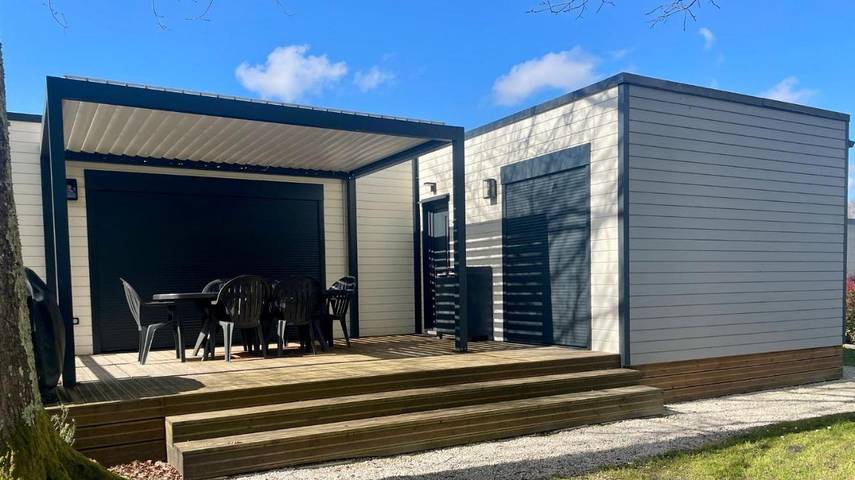 Maison d’hôte pour 4 personnes, avec terrasse ainsi que piscine et jardin à Les Mathes