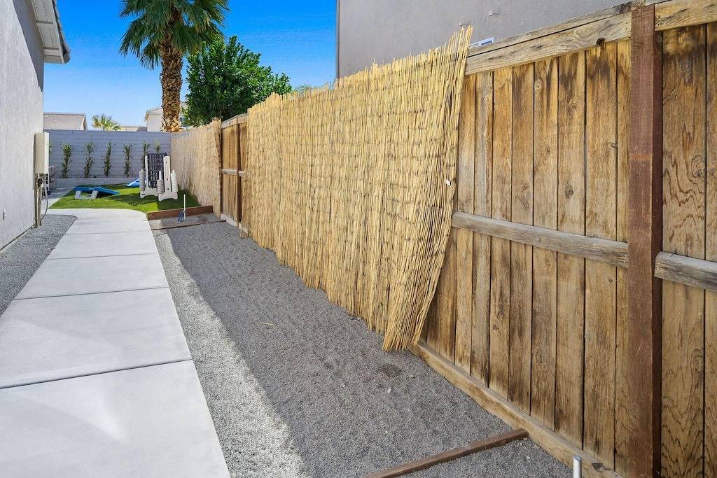 Blue Agave - Ultimate desert vacation spot with a newly built backyard and pool!! in Coachella, Coachella Valley