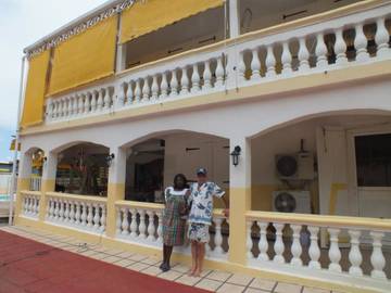 Location de vacances pour 3 personnes, avec jardin ainsi que piscine et vue à Capesterre-Belle-Eau