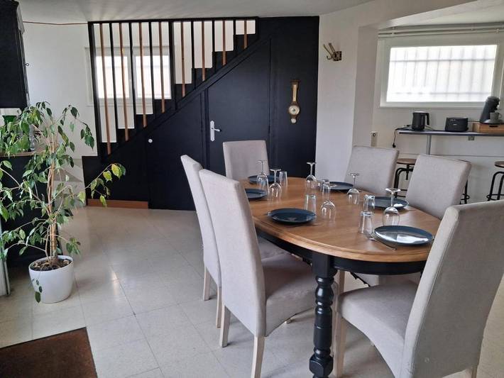 Location de vacances pour 6 personnes, avec jardin et vue dans Combles