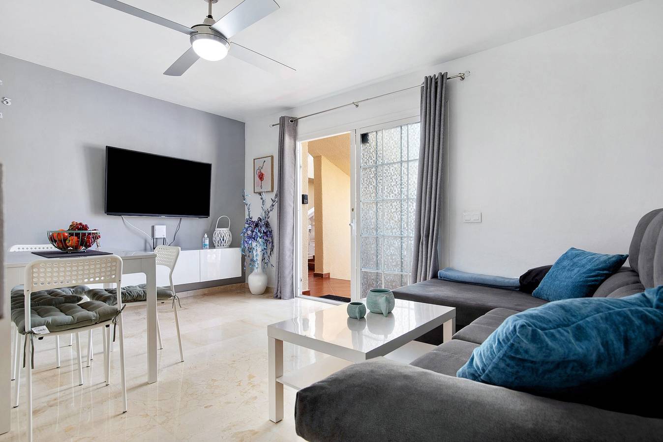 Maison de vacances "Sol y Mar Caleta de Fuste" avec piscine partagée, jardin et Wi-Fi in Caleta de Fuste, Antigua
