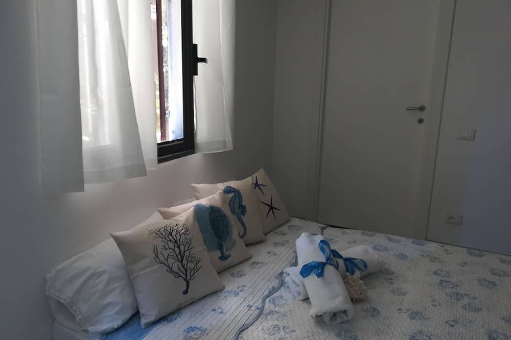 The Goose House (Citr:011024-Cav-0005) in Riomaggiore, Riomaggiore Municipio