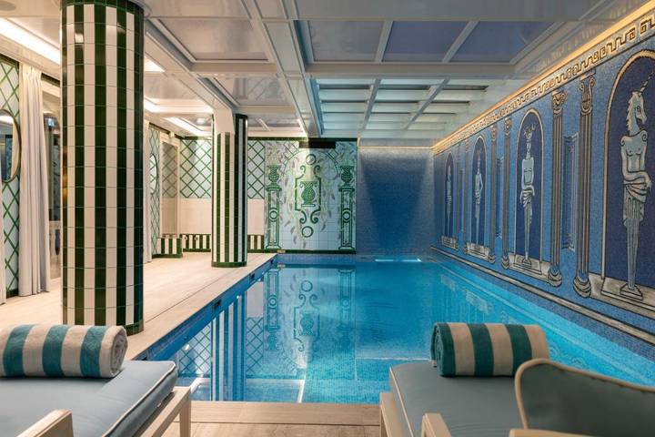 Hôtel pour 2 personnes, avec Jacuzzi et Piscine ainsi que Sauna et Vue