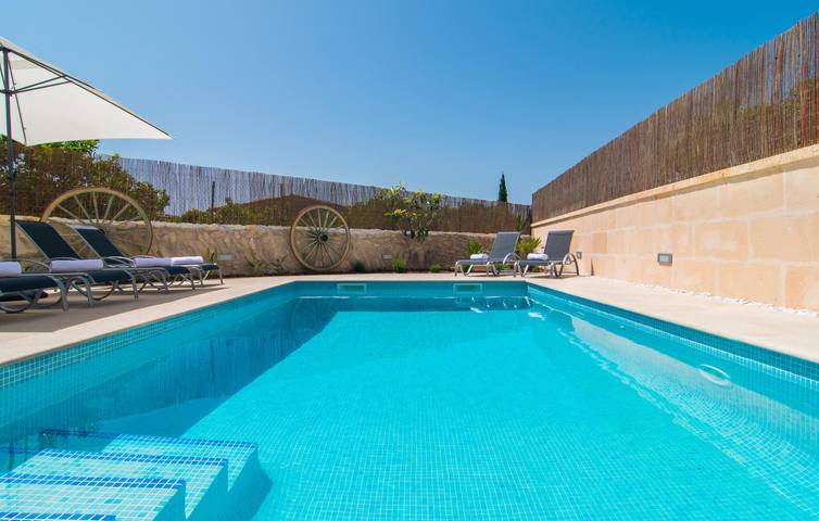 Moderno apartamento en Mallorca con piscina y terraza in Randa (Mallorca), Algaida