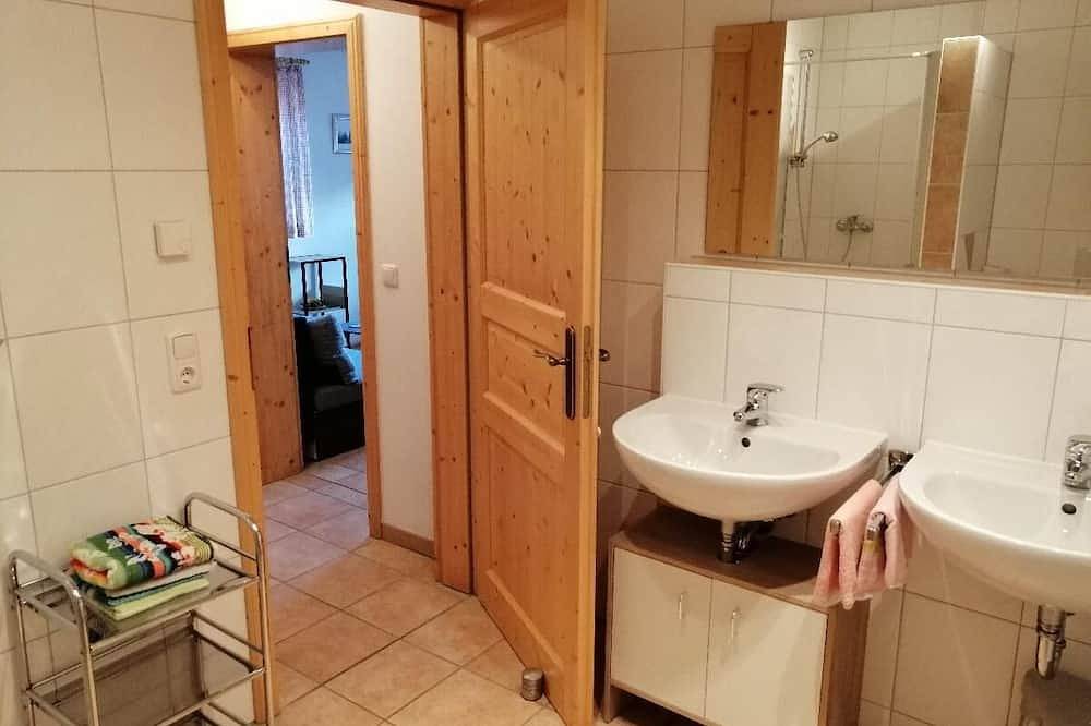 Ganze Wohnung, Ferienwohnung am Fuße des großen Arbers in ruhiger Waldrandlange in Regenhütte, Bayerisch Eisenstein