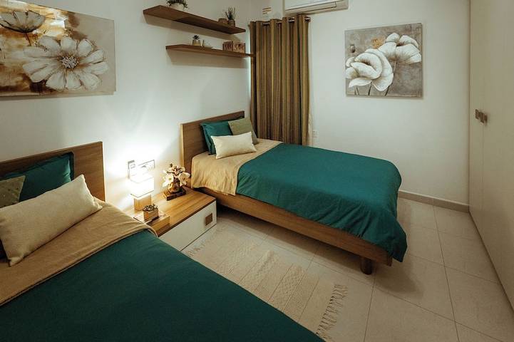 Ganze Wohnung, Modernes Apartment mit Meerblick in Qawra, St. Paul's Bay