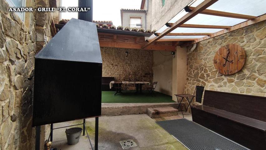 Casa rural para 15 personas, con jardín además de piscina para niños y piscina, Se admiten mascotas en Provincia de Teruel - 4