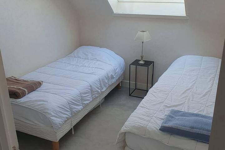 Appartement entier, Grand Duplex Front De Mer 6 Personnes 3 Chambres 2 Salles De Bain Parking in Luc-sur-Mer, Région de Caen