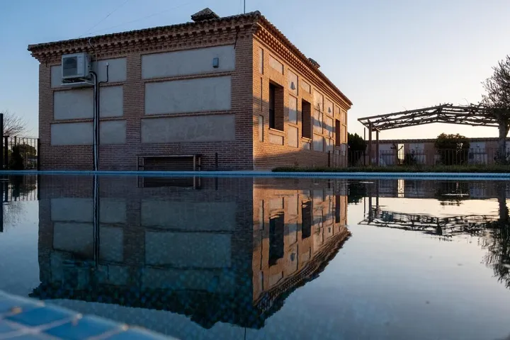 Casa de vacaciones para 6 personas, con jardín además de piscina y vistas - 1