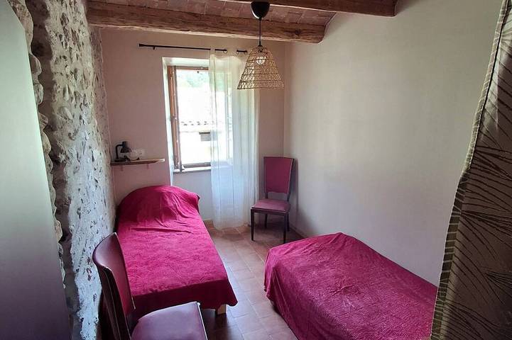 Location de vacances pour 6 personnes à Chambon (Gard)