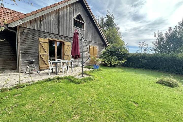 Location de vacances pour 4 personnes, avec jardin à Épretot