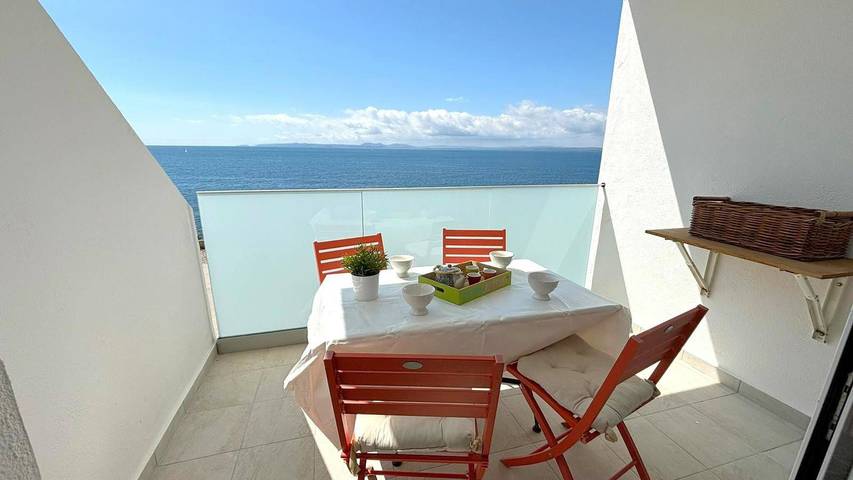 Ferienwohnung für 4 Personen, mit Meerblick und Terrasse in Roses