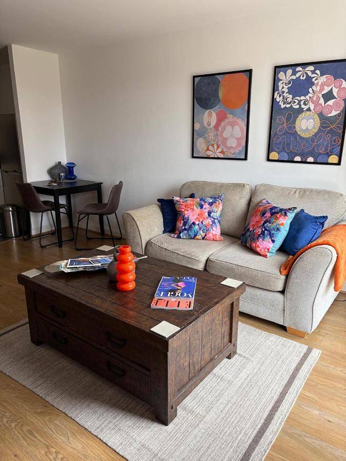 Entire apartment, One-Bedroom Apartment in Cardiff Bay, Cardiff