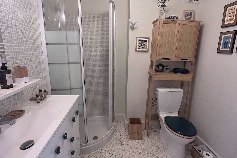 Appartement entier, Balcon sur Mer in Toulon, Côte méditerranéenne (France)