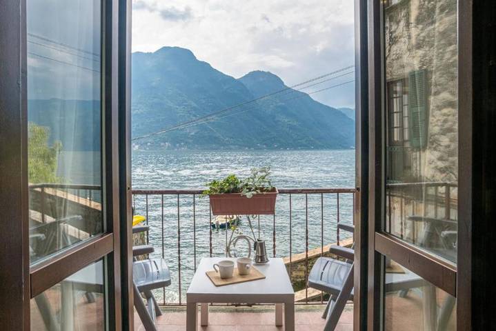 Gîte pour 2 personnes, avec balcon dans Nesso - 4