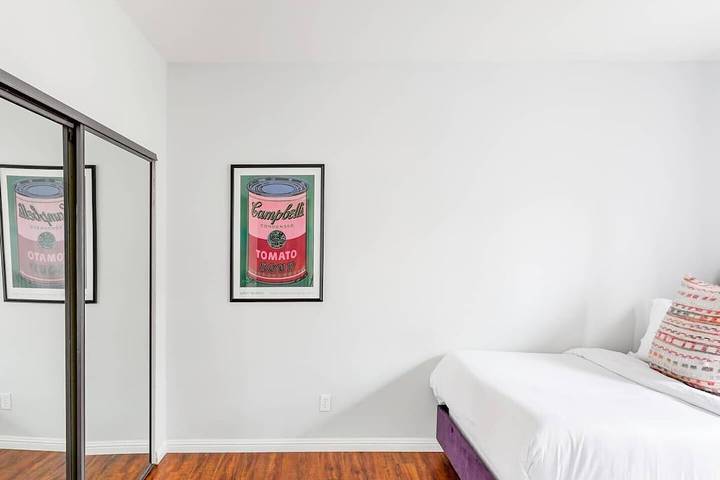 Vacation rental for 6 people, with balcony in West Los Angeles