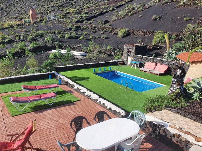 Chalet para 8 personas, con piscina además de vistas y jardín en El Hierro - 4
