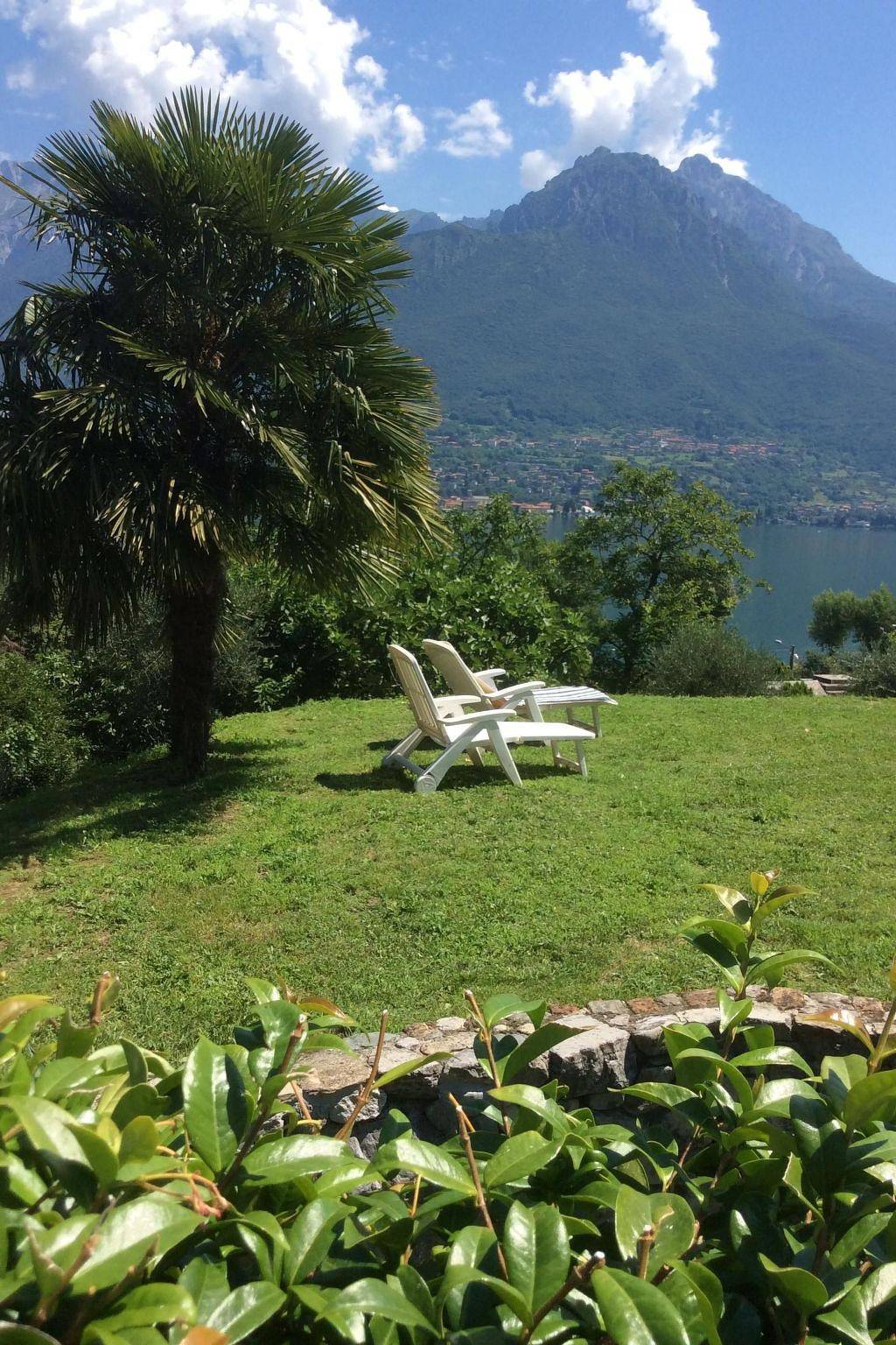 Villa zur alleinigen Nutzung mit 4 Wohnungen in Onno (Oliveto Lario), Oliveto Lario