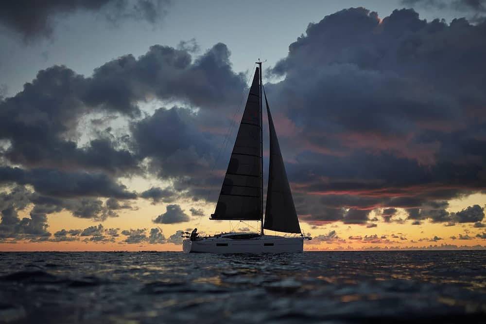 Sun-Kissed Sailing Adventure in Valencia in Costa de Valencia