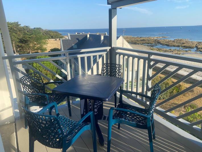 Ganze Wohnung, Apartment mit Meerblick, Gemeinschaftspool und privatem Balkon in Le Croisic, Côte d'Amour