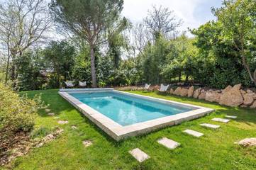Cottage pour 7 personnes, avec jardin et piscine à Saint-Didier-au-Mont-d'Or