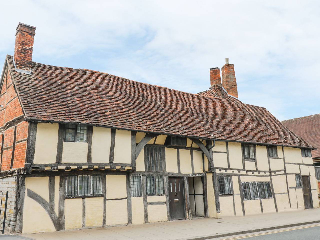 4 Masons Court in Stratford upon Avon, Warwickshire